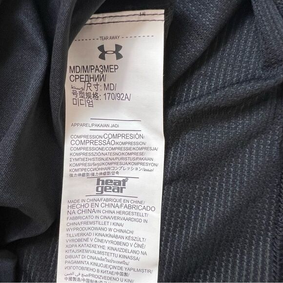 NWT Under Armour Heat Gear Compression Football Padded Armour Top Medium - Picture 9 of 11